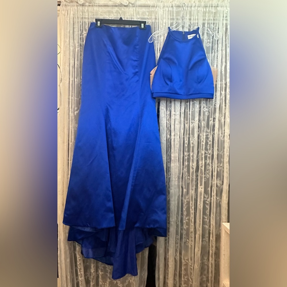Sherri Hill 2 piece mermaid fit evening gown